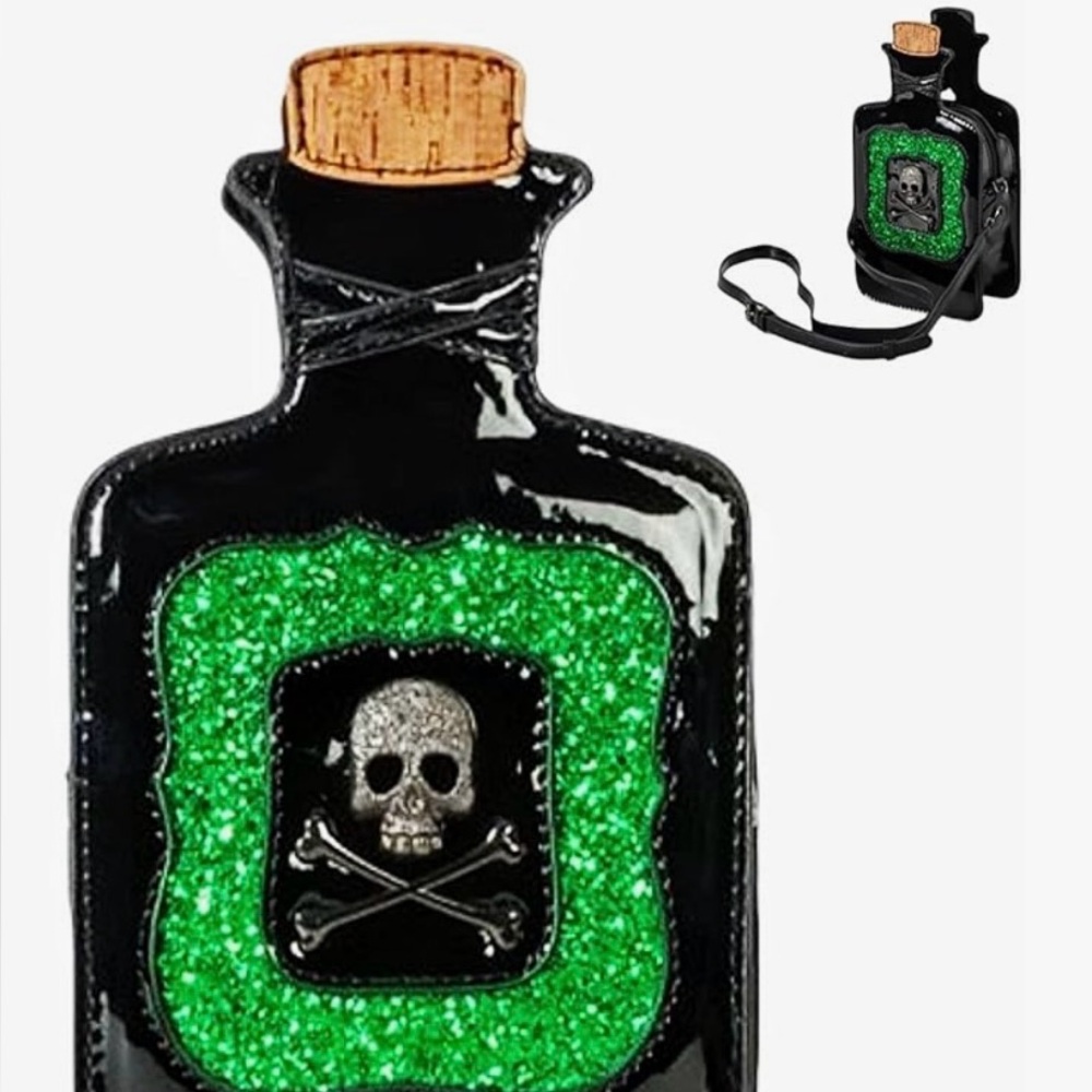 Chic Black Crossbody Bag with skull surrounded by green. Perfect size.